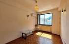 Apartament cu 3 camere semidecomandat în Central - 6