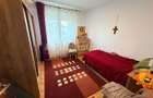 Apartament cu 3 camere decomandat Alexandru cel Bun