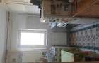 Vand apartament cu 2 camere,40,19m2,pre? 100.000 de euro.Telefon: ,in Bld.Primaverii 17C