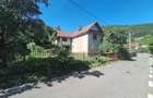 Casa in centrul civic Tulnici, Vrancea P+1, 225 mp utili desfa?ura?i | 559 mp teren - 1