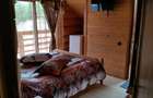 RATE Pensiune 12 cam Superba*** malul Lac Mocearu piscina ,16277mp - 27