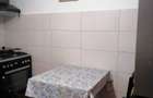Inchiriez apartament 3 camere mobilat utilat - Soveja - 2