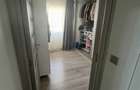 Vand apartament cu 4 camere