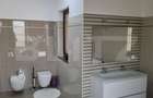 Vila de vanzare, 380 mp, zona Reghin