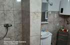 vand casa cu 3 camere , baie , bucatarie , suprafata totala 38 arii , intravilan - 3
