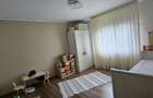 Casă cu 3 camere cu Teren 300 Mp în Central - 1