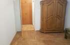 Apartament trei camere decomandat, etaj unu din patru, bloc deosebit, mobilat, doua balcoane inchise - 1