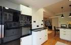Apartament spatios cu 5 camere | 1 loc de parcare - 8