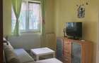 Apartament cu 3 camere,semidecomandat