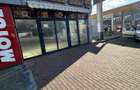 Inchiriez Spatiu Comercial e85 langa Rompetrol Ramnicu Sarat,122mp2,380v,tva inclus ded