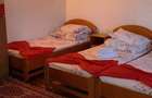 Casă cu 6 camere cu Canalizare în Central - 4