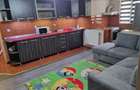 Ap.2 cam. etaj 1 ,rogerius ,str OVIDIU ...Lacul Rosu.dotat ful..aragaz ,masina de spalat tv smart 4 K,internet wi - 3