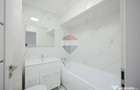 De vanzare apartament cu 3 camere, complet renovat, bulevardul Dacia - Oradea (Bihor)