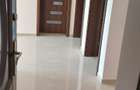 Vand apartamente cu 3 camere