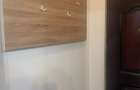 Inchiriere apartament 2 camere sector 4 - 8