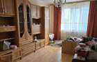 Apartament cu 3 camere circular în Astra - 1