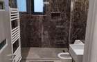 Inchiriez apartament la zi pe sezon - 4