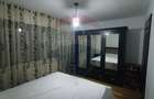 Apartament cu 3 camere semidecomandat în Craiovița Nouă - 1