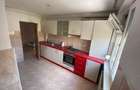 Apartament cu 3 camere în Piatra-Neamț - 2