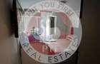 Apartament cu 4 camere semidecomandat în Rahova - 2
