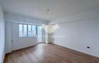Apartament cu 3 camere decomandat în P-ța Victoriei - 2