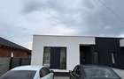 Vand jumatate de duplex in Sag, zona Manastire - 4