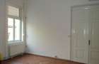 Apartament cu 5 camere semidecomandat în P-ța Unirii - 2