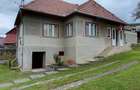 casa familiala cu curte si gradina - 3