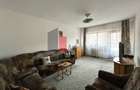 Apartament cu 3 camere decomandat în Central - 1