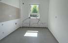 Apartament cu 3 camere decomandat în Tractorul - 10
