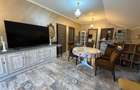 Spațiu comercial+locuință la mansardă,3 dormitoare, living,5 băi, teren 715 mp - 9