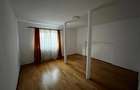Apartament cu 3 camere decomandat în Traian - 1