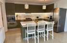 Casa Moderna, Bucov, Pe Deal - 3