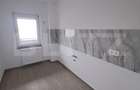 Apartament cu 2 camere decomandat în Tractorul - 17
