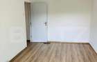 Apartament de vanzare, cu doua camere, 37 mp, zona Dambu P - 5