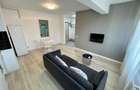 Apartament cu 2 camere decomandat în Apărătorii Patriei - 3