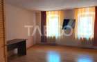 Casă individuală cu 8 camere cu Canalizare în Ultracentral - 19