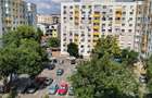 Apartament cu 4 camere semidecomandat în Rahova - 1