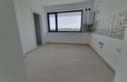 Apartament cu 3 camere decomandat în Tractorul - 7