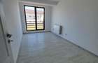 Casă cu 5 camere cu Teren 181 Mp în Central - 7