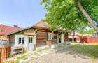 Casă cu 2 camere cu Teren 3634 Mp în Covasna - 2