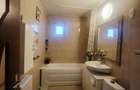 Apartament cu 3 camere în Central - 1