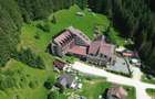 MOIECIU -  BRAN - HOTEL DE VANZARE - 4