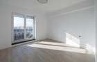 Apartament cu 3 camere decomandat în Tractorul - 5