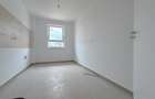 Apartament cu 3 camere decomandat în Tractorul - 5