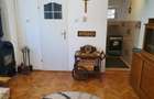 Casă cu 4 camere în Central - 3