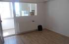 Apartament cu 2 camere decomandat în Văcăresti - 1
