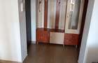 Vand apartament cu 3 camere decomandat - 1