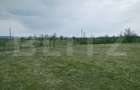 Teren intravilan si extravilan, suprafata de 1,37 hectare, langa Pites - 3