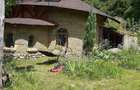 Proprietate pe Valea Vâlsanului – Cabane din lemn + Casă ecologică COB - 2
